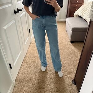 Hollister Curvy Ultra High-Rise Dad Jeans